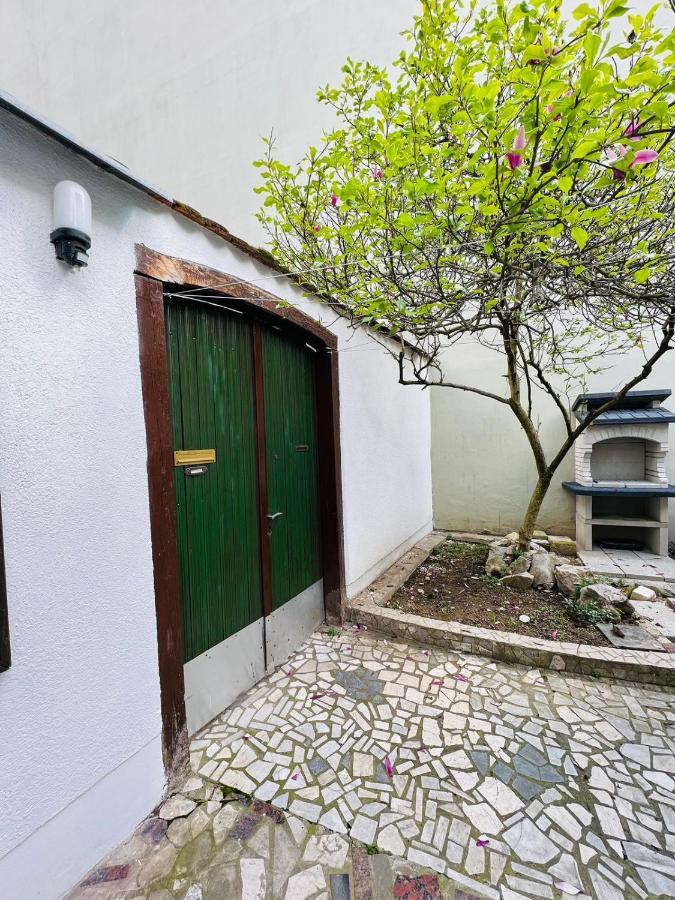 Downtown Secret Apartment 자그레브 외부 사진